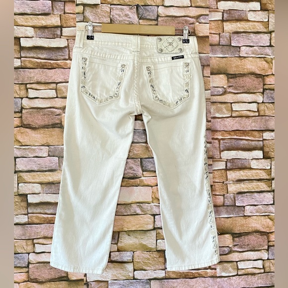 🤍MISS ME White Short Jeans Size 28 - Picture 1 of 6